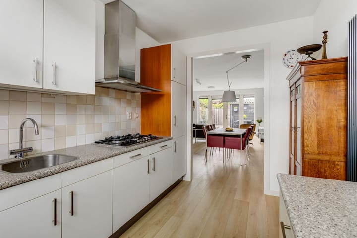 Foto 14 van Linnaeuslaan 9