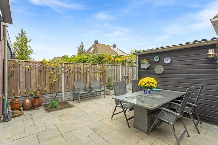 Foto 22 van Linnaeuslaan 9