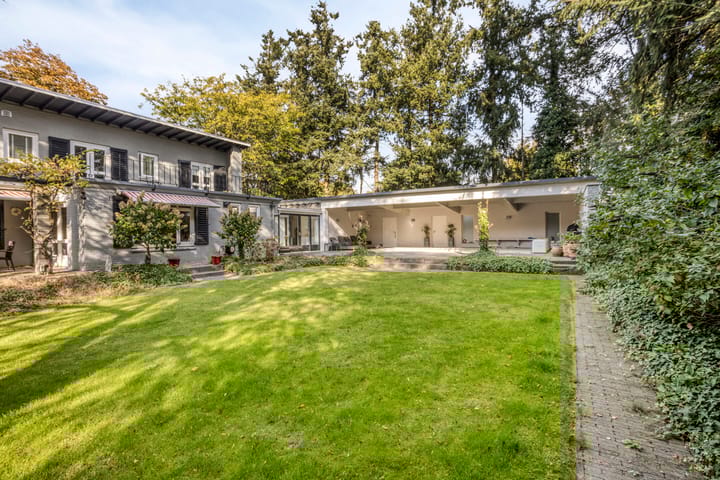 Foto 49 van Gele Hoevelaan 7