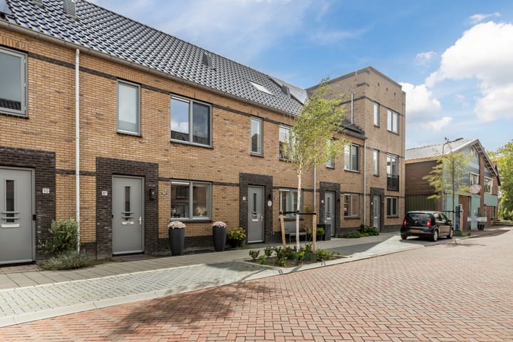 Foto 2 van Industriestraat 8-A