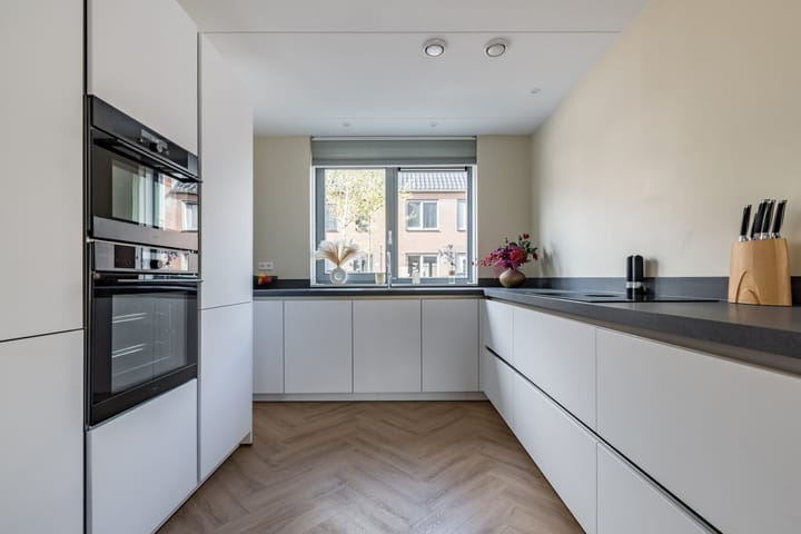 Foto 19 van Industriestraat 8-A