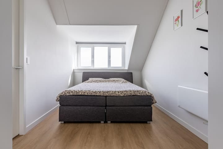 Foto 40 van Industriestraat 8-A