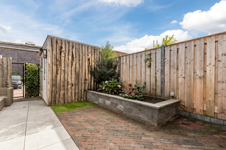 Foto 47 van Industriestraat 8-A