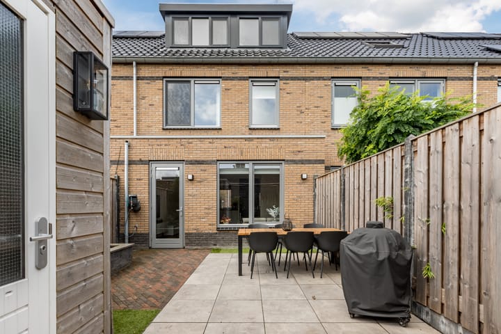 Foto 50 van Industriestraat 8-A