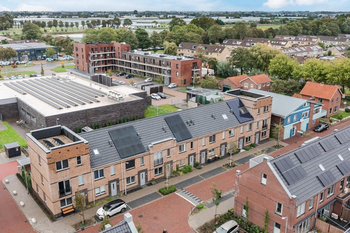 Foto 56 van Industriestraat 8-A