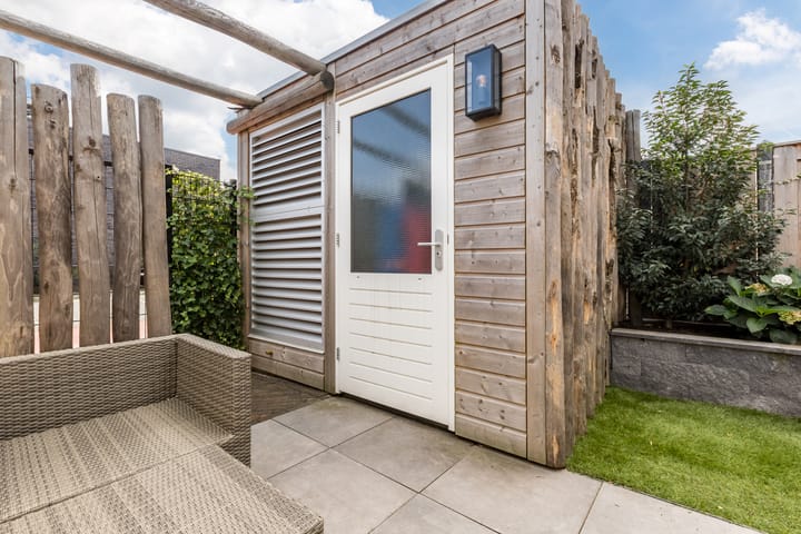 Foto 49 van Industriestraat 8-A