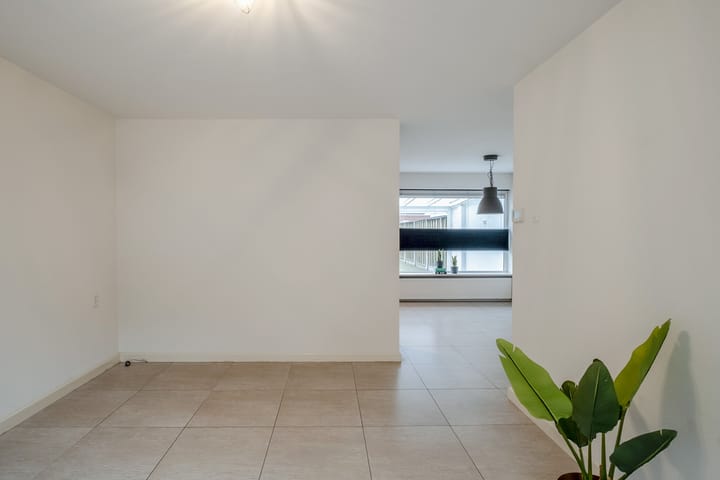 Photo 13 of Kerkhofweg 114