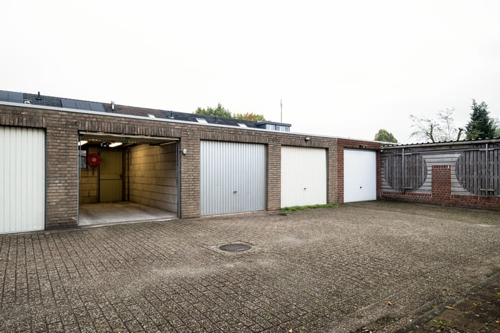 Photo 41 of Kerkhofweg 114