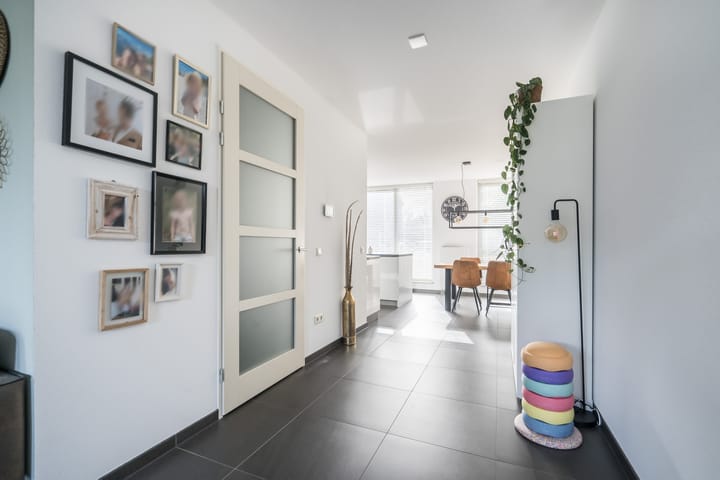 Photo 8 of Wilhelmina Smitstraat 7