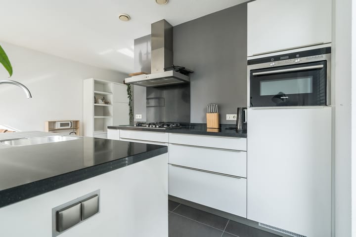 Photo 11 of Wilhelmina Smitstraat 7