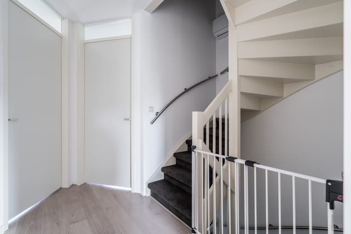 Photo 16 of Wilhelmina Smitstraat 7