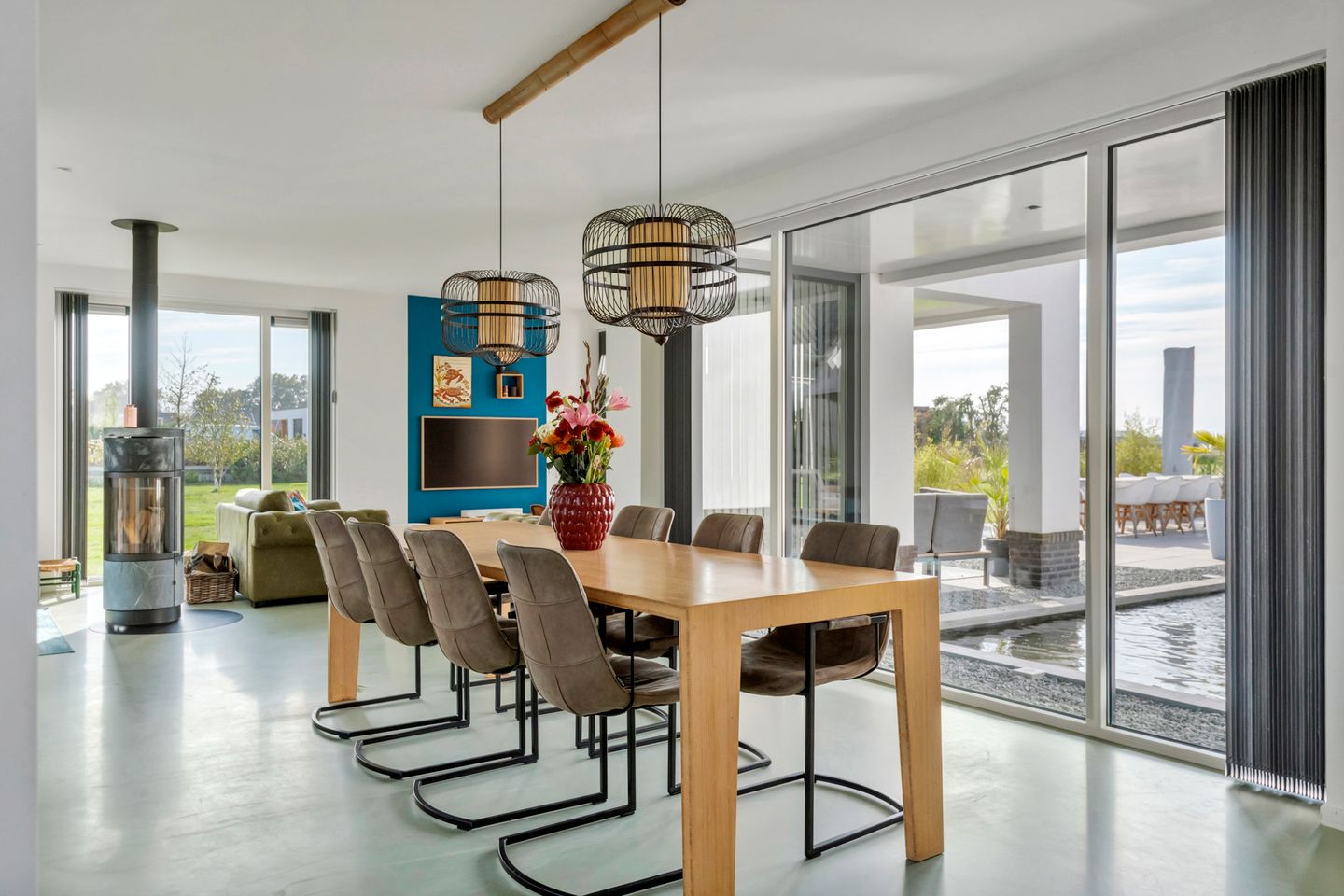 Foto 50 van Waalbandijk 2-B