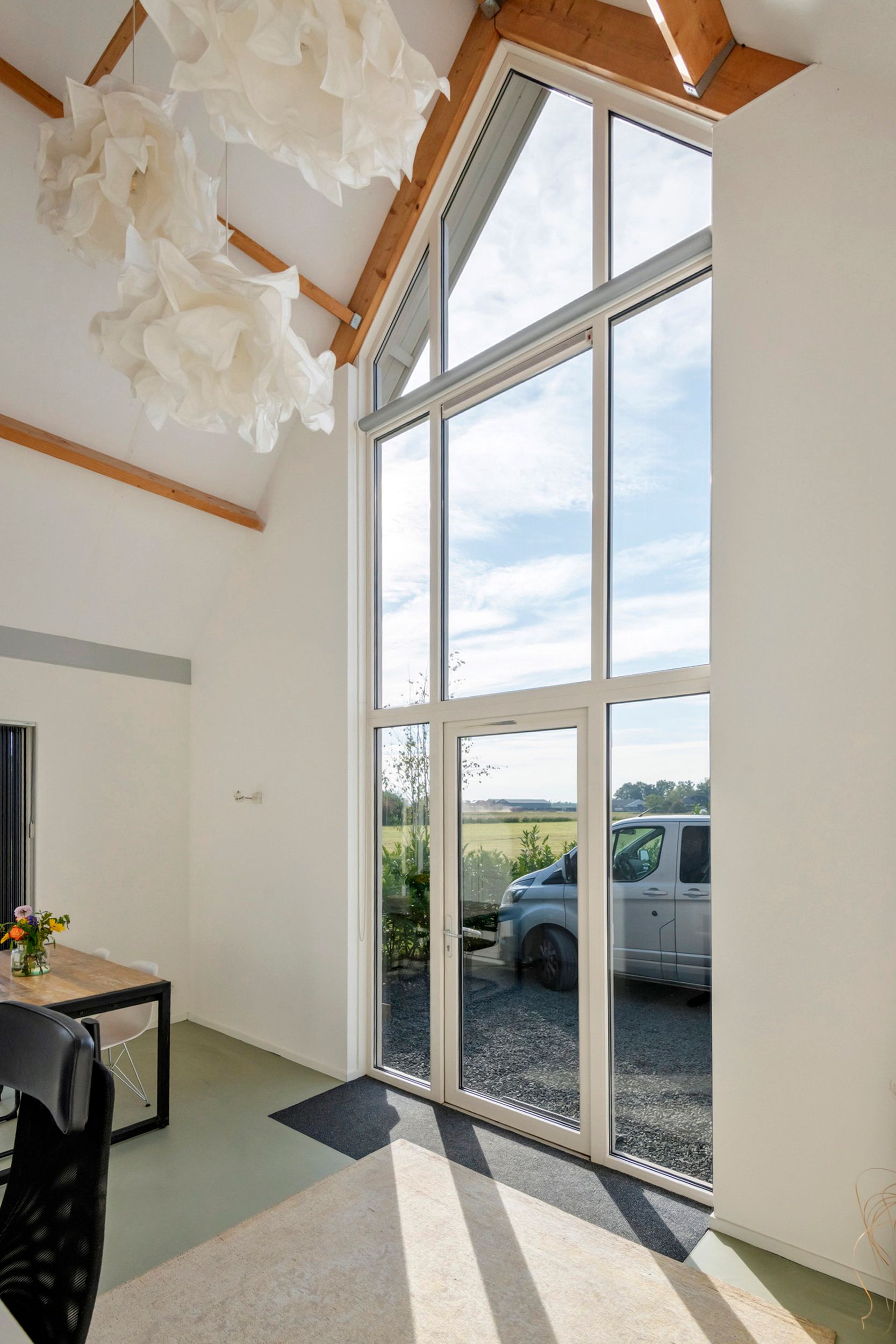 Foto 99 van Waalbandijk 2-B