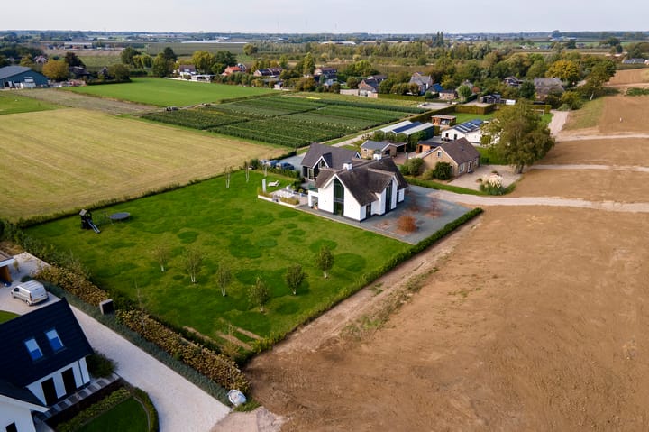 Foto 106 van Waalbandijk 2-B