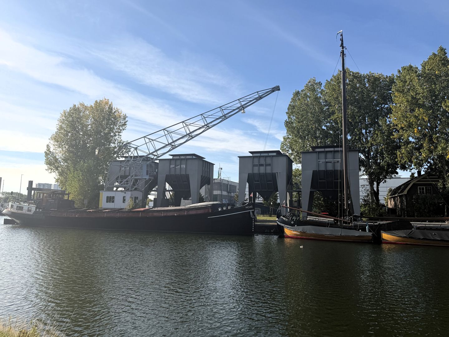 Bekijk foto 3 van Veilinghavenkade 4