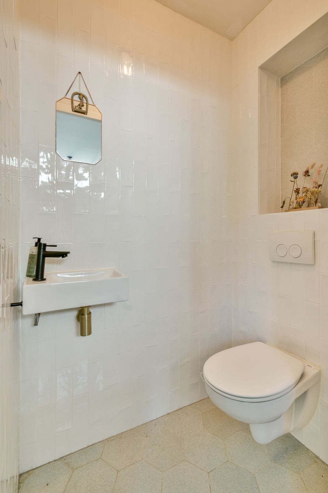 Foto 7 van Ringdijk 17-H