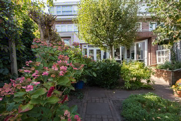 Foto 19 van Prof. Hugo de Vrieslaan 60