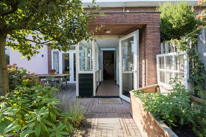 Foto 20 van Prof. Hugo de Vrieslaan 60