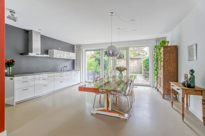 Foto 8 van Jan Olphert Vaillantlaan 36