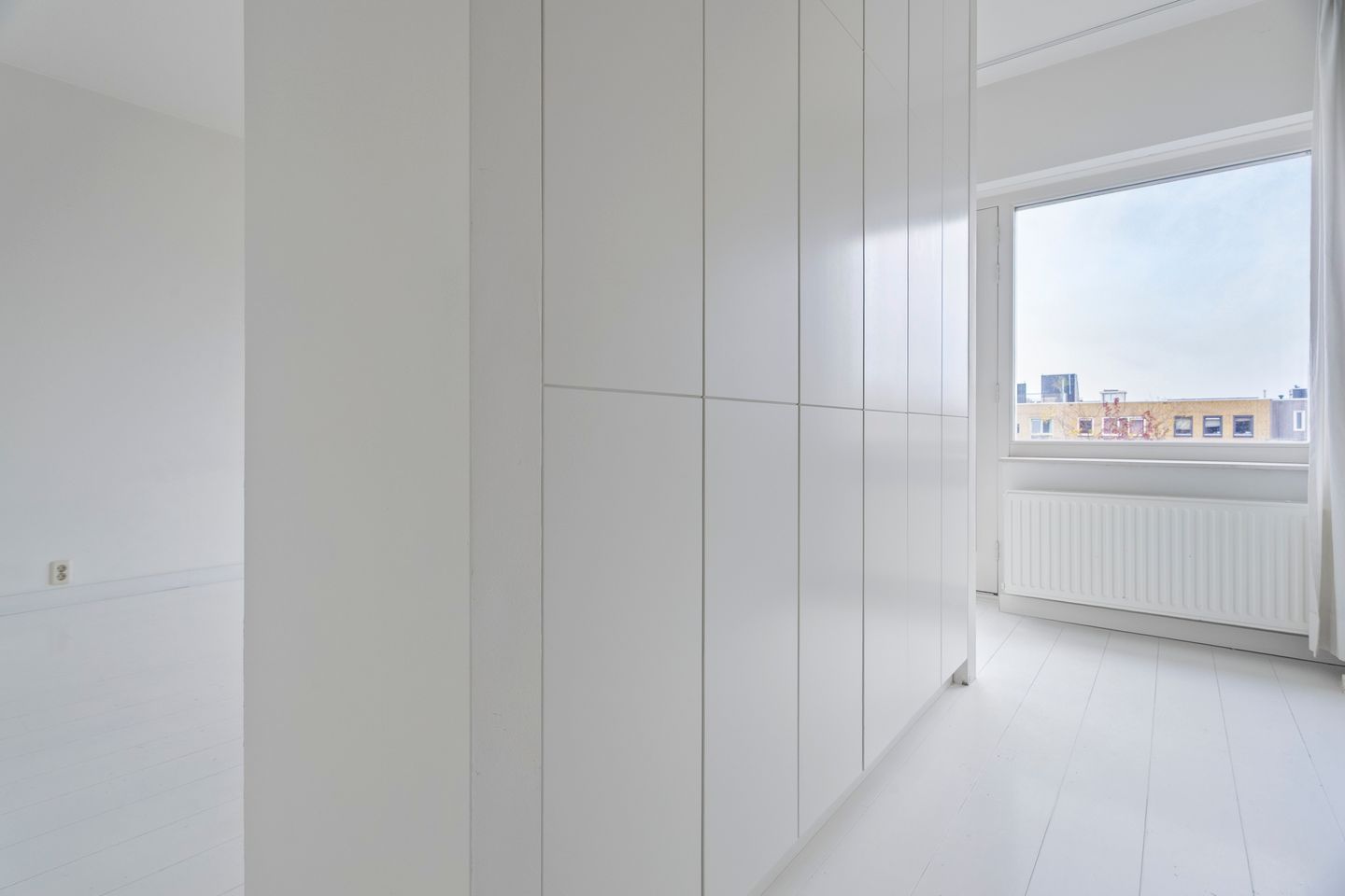 Photo 25 of Jan Olphert Vaillantlaan 36