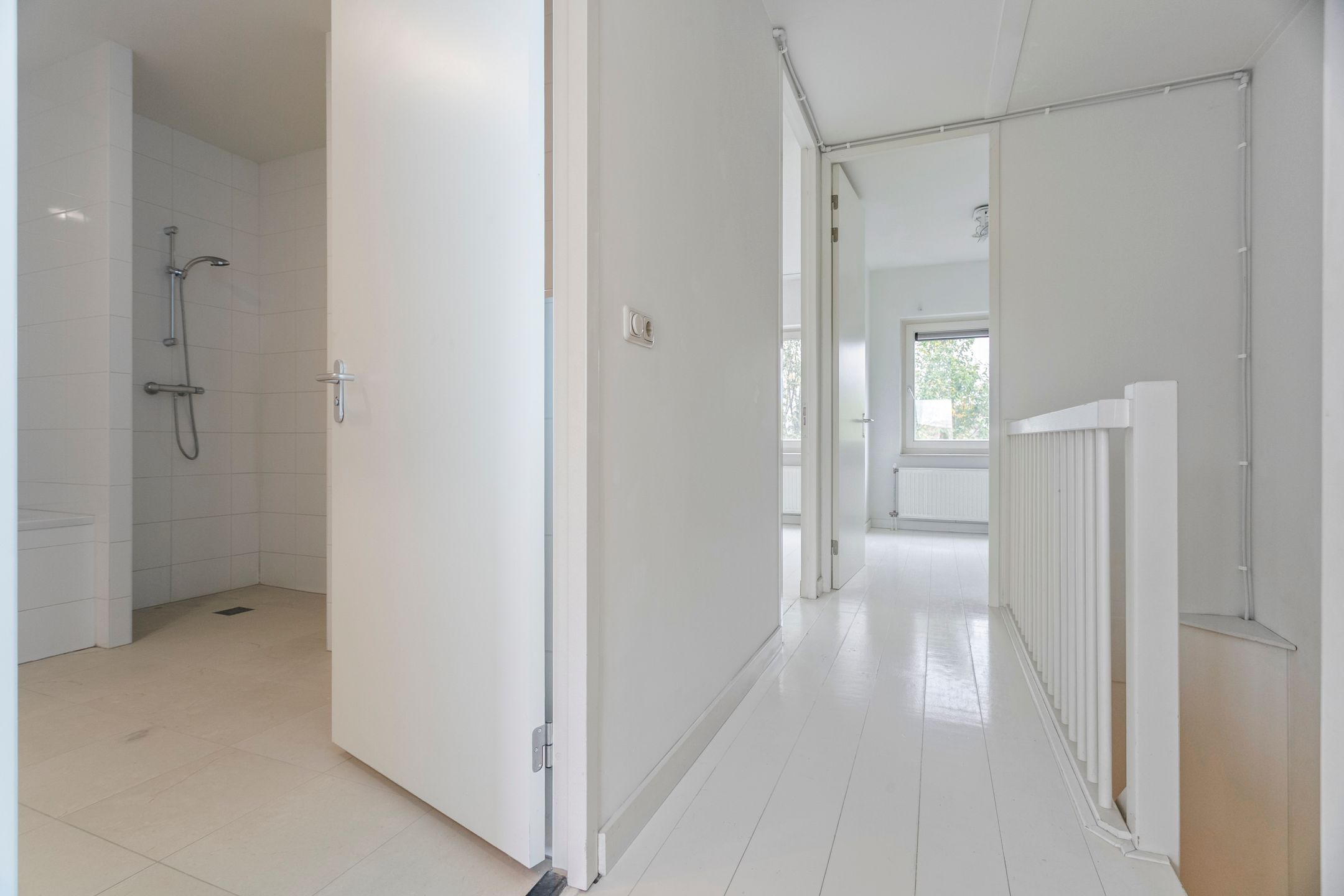 Photo 27 of Jan Olphert Vaillantlaan 36