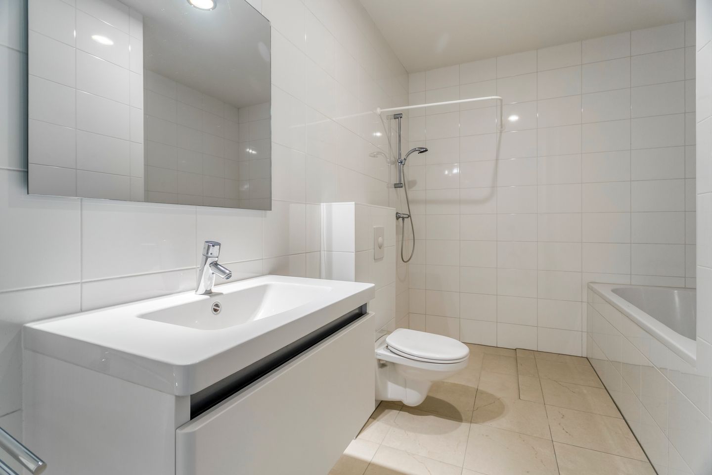 Photo 35 of Jan Olphert Vaillantlaan 36