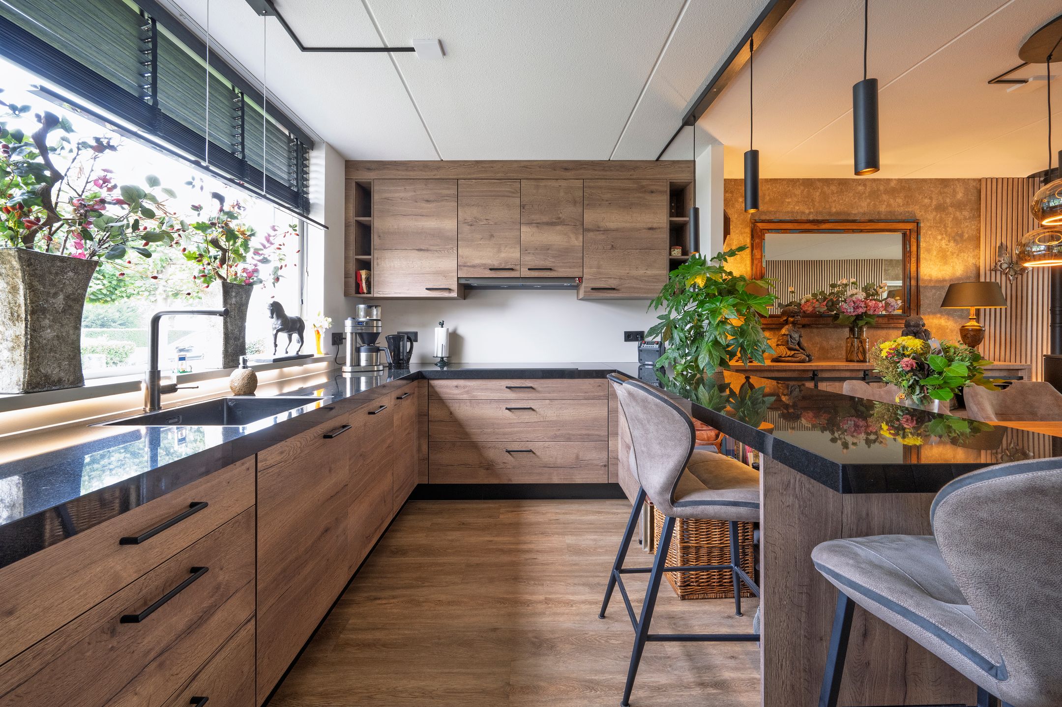 Foto 3 van Loohof 61