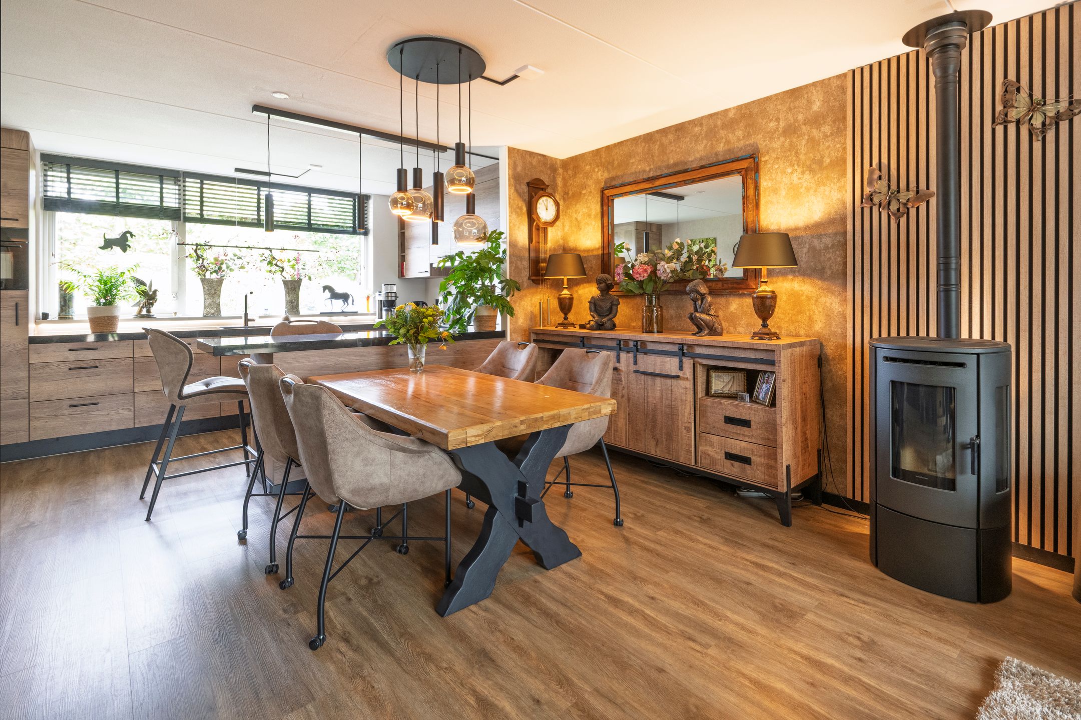 Foto 6 van Loohof 61