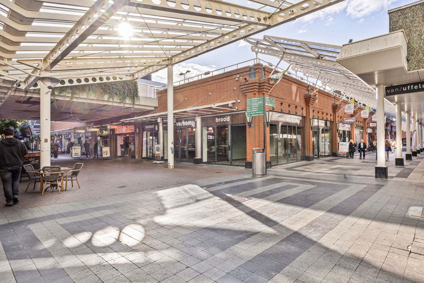 Bekijk foto 1 van Veerplein 118