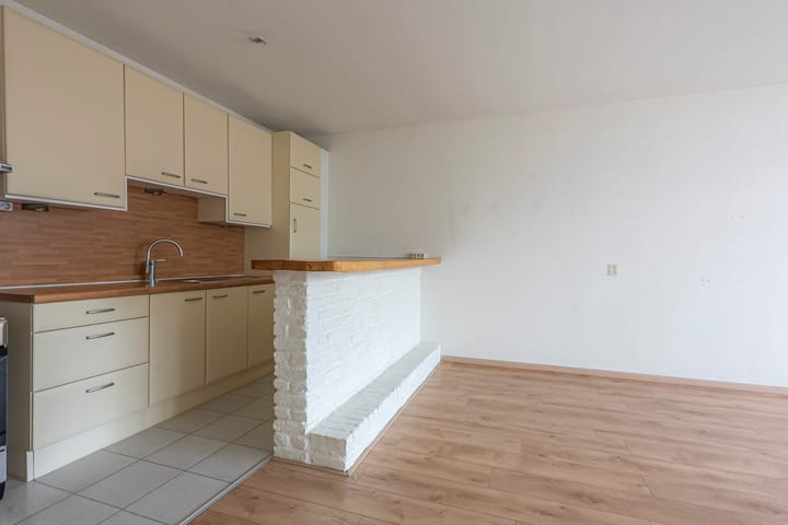 Photo 6 of Drieschstraat 38