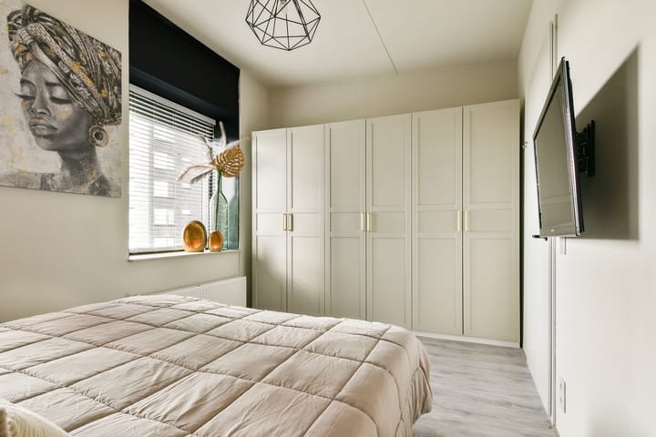 Foto 28 van Uiverplein 17