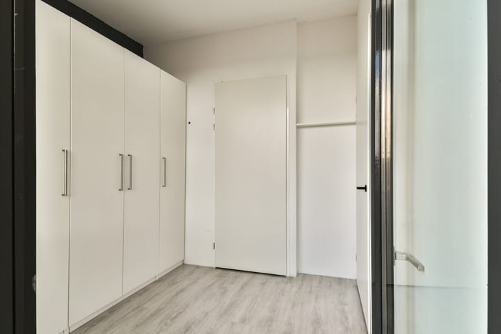 Foto 30 van Uiverplein 17