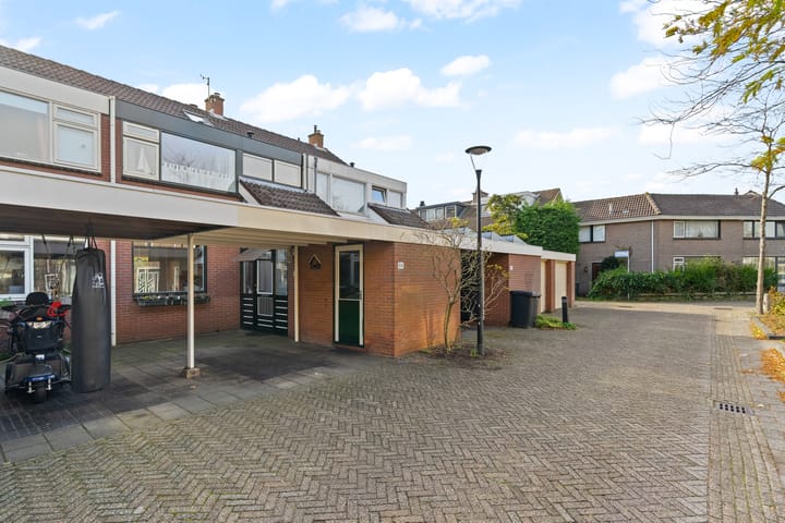 Photo 1 of Duinkant 84