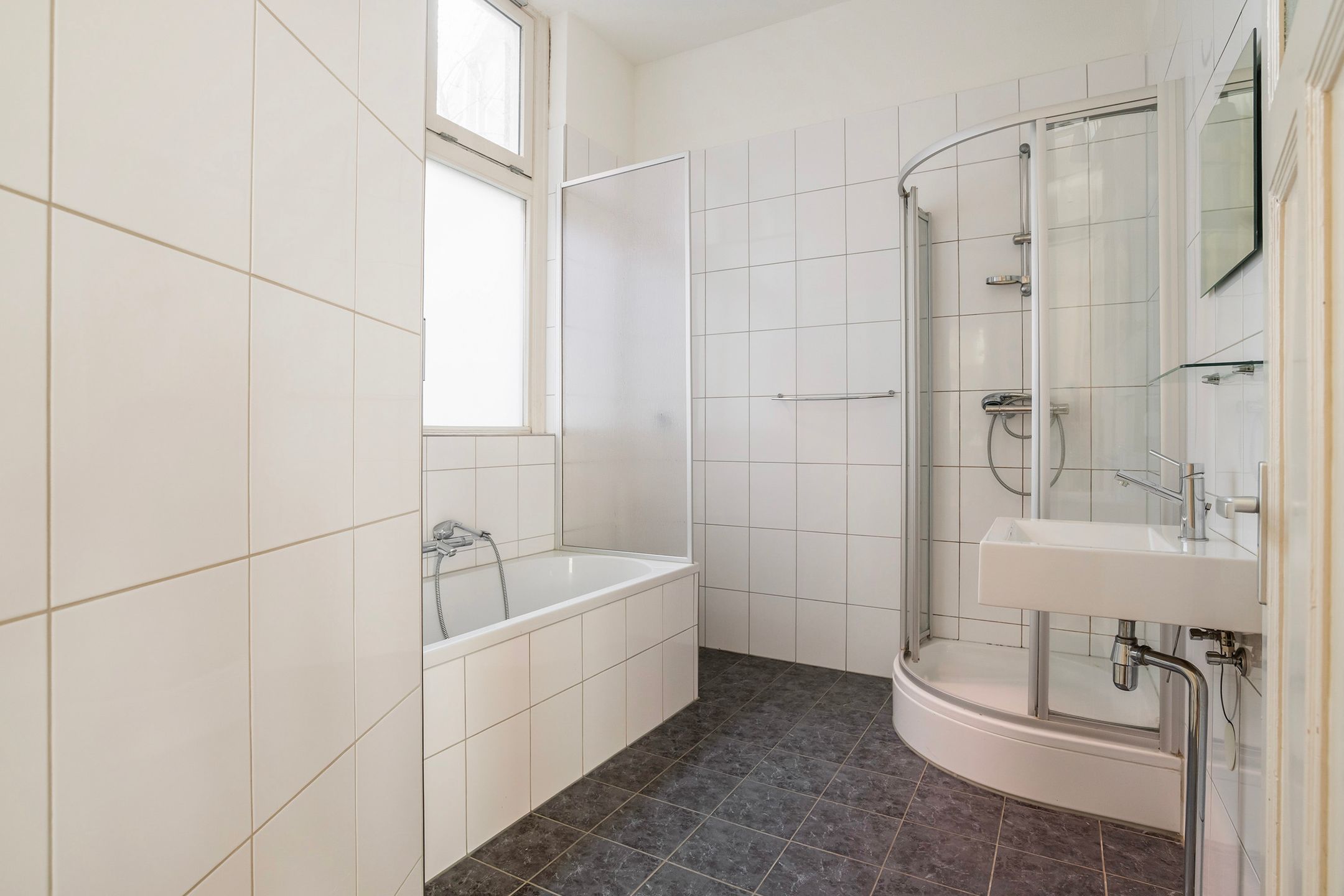 Foto 21 van Heemraadssingel 122-A