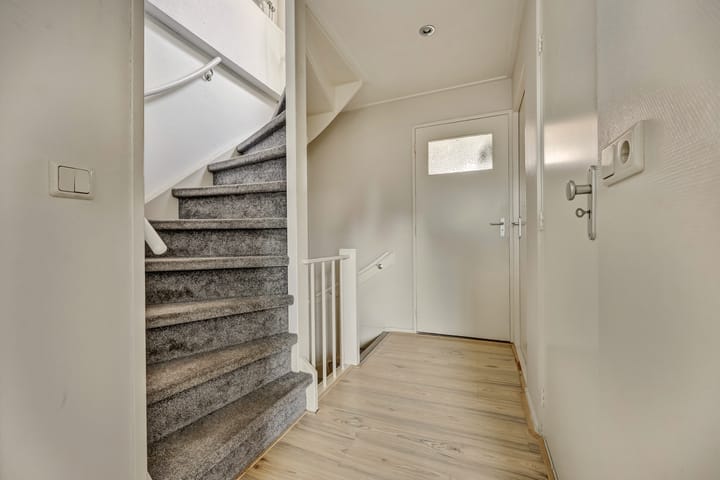 Photo 17 of Abeelstraat 76