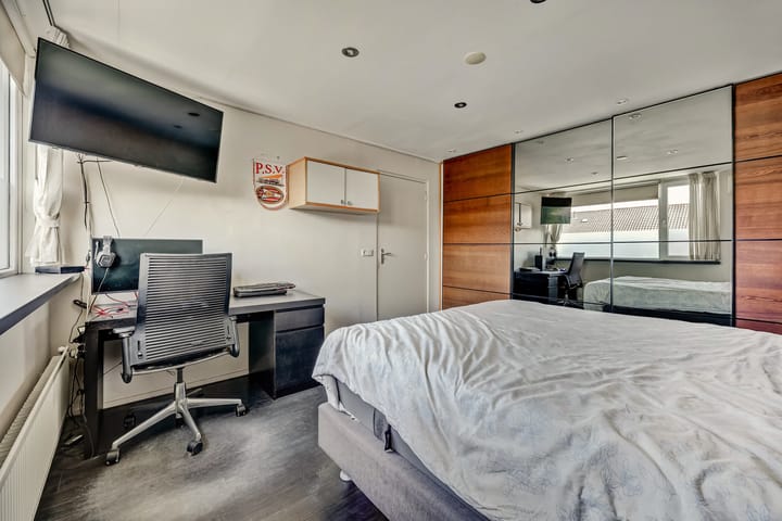 Photo 18 of Abeelstraat 76