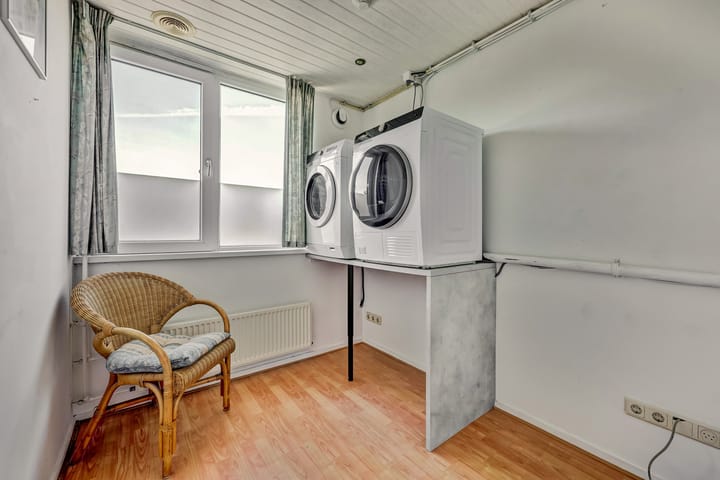 Photo 30 of Abeelstraat 76