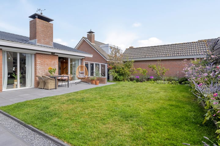 Photo 2 of Koningin Wilhelminalaan 7