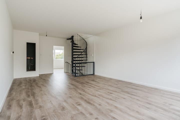 Foto 11 van Dongelaan 13