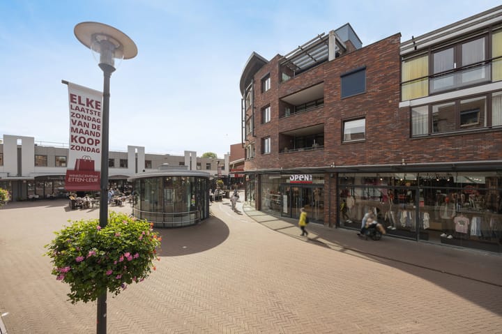 Foto 32 van Hof van den Houte 142