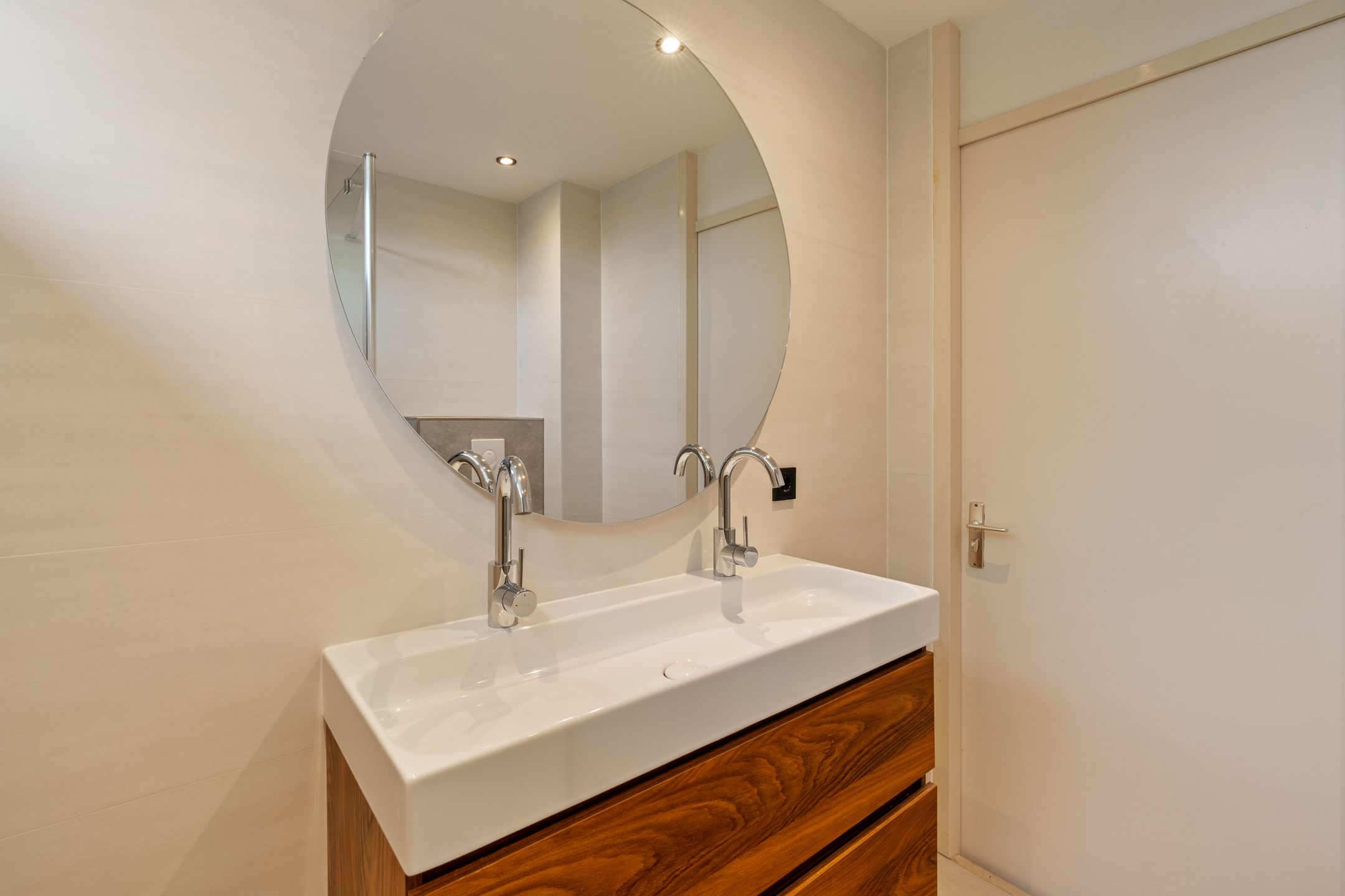 Foto 24 van Cole Porterstraat 200