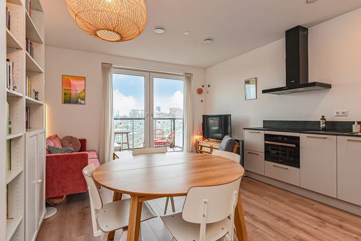 Foto 4 van Waldorpstraat 1666