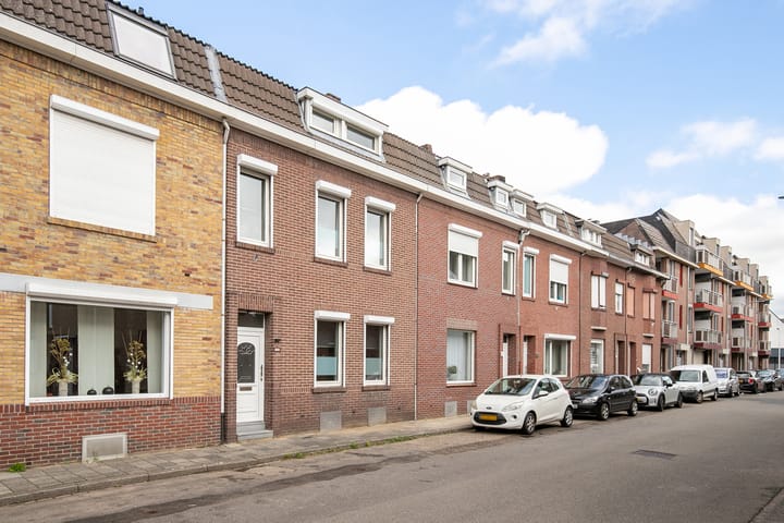 Foto 32 van Clarastraat 20