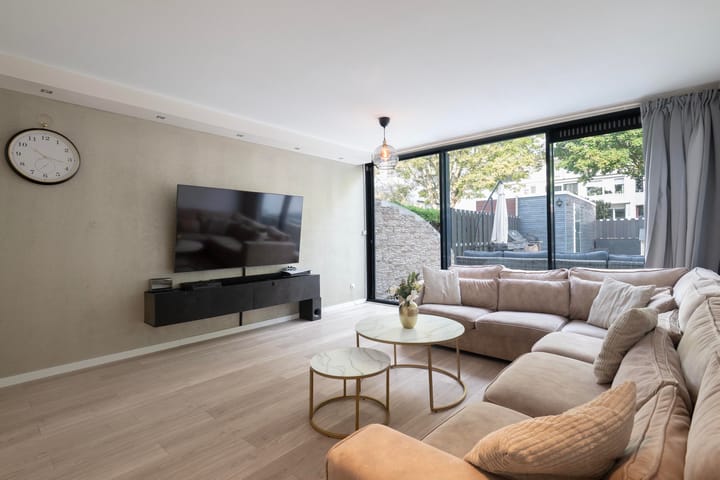 Photo 14 of Theodora Jacobalaan 33-B