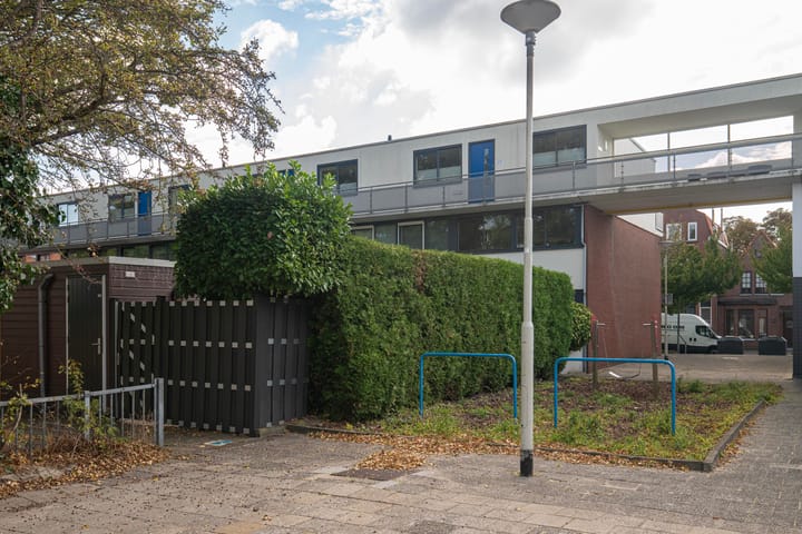 Photo 32 of Theodora Jacobalaan 33-B