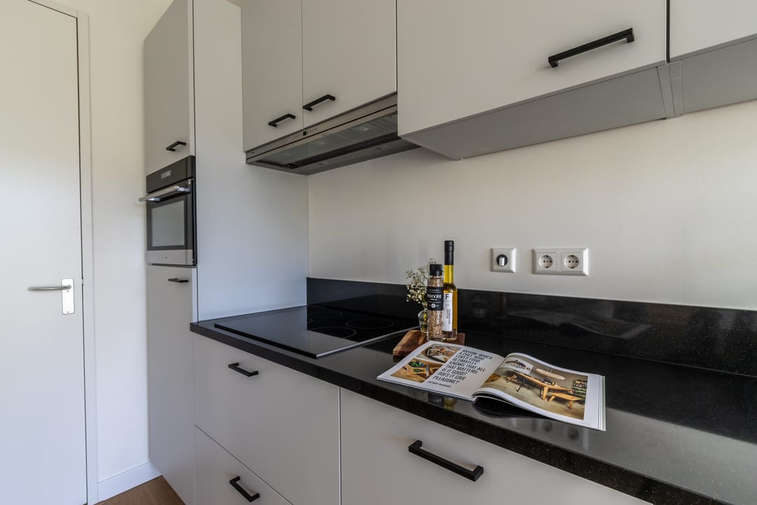 Foto 41 van Frame Building