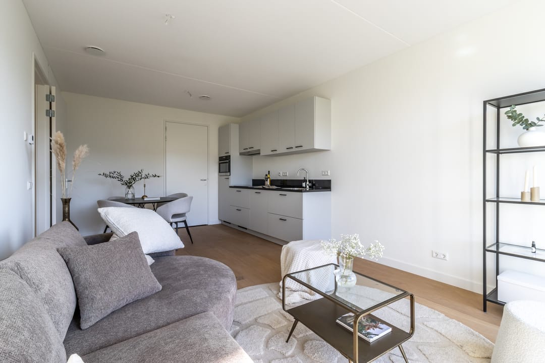 Foto 44 van Frame Building