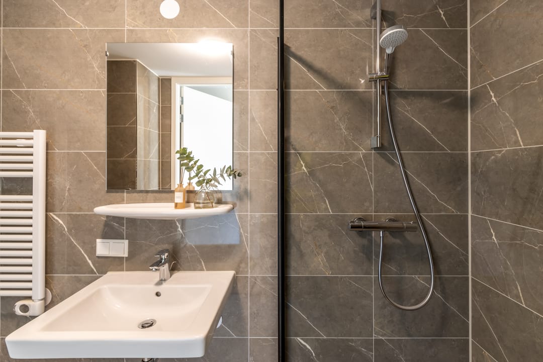 Foto 54 van Frame Building