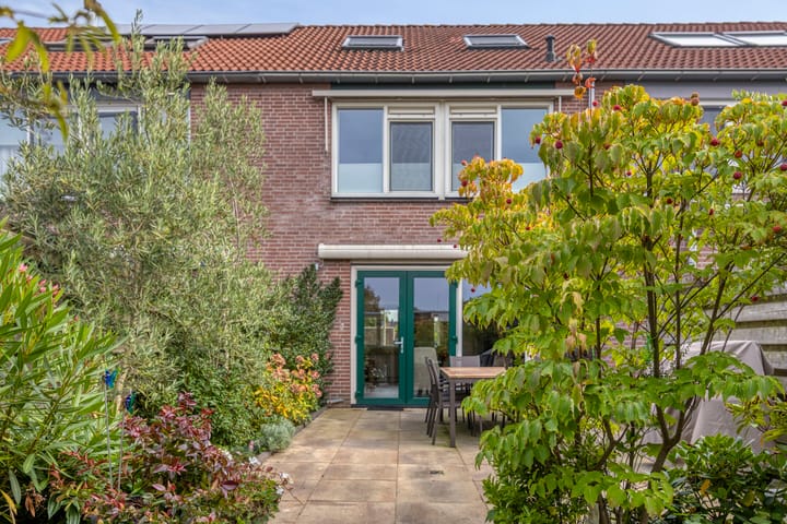 Foto 33 van Baardmosstraat 7