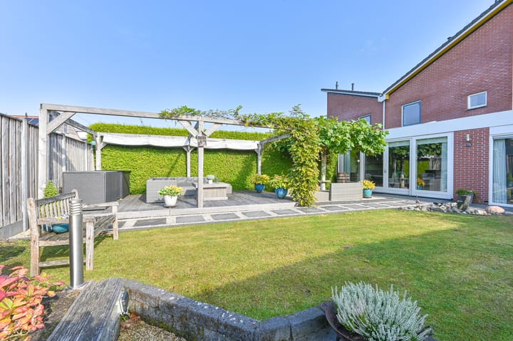 Foto 68 van Eikenweg 10